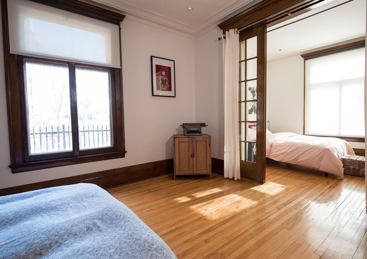 Le 9 Et Demi Bed & Breakfast Монреал Екстериор снимка