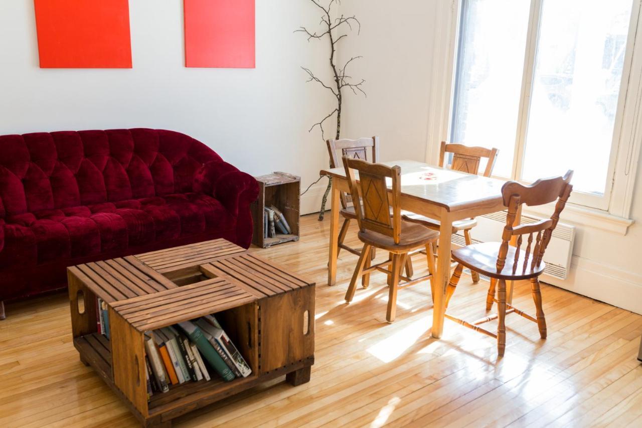 Le 9 Et Demi Bed & Breakfast Монреал Екстериор снимка